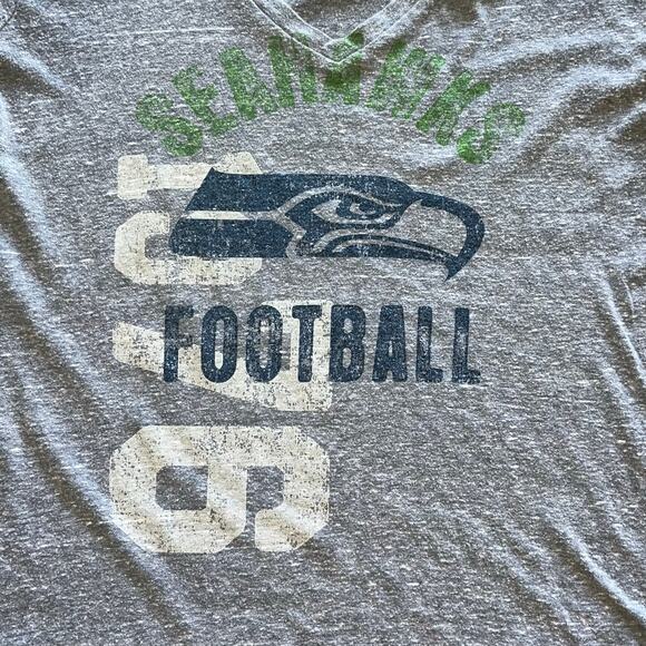 NFL 4 Her By Carl Banks Seattle Seahawks Women's LG V-neck Graphic T-shirt - Picture 4 of 4